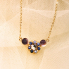 Collier créateur Ludivine – poétique et singulier en cyanite et nacre grise