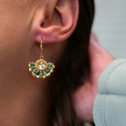 Boucles Marcia aventurine tourmaline – bijou artisanal fait main