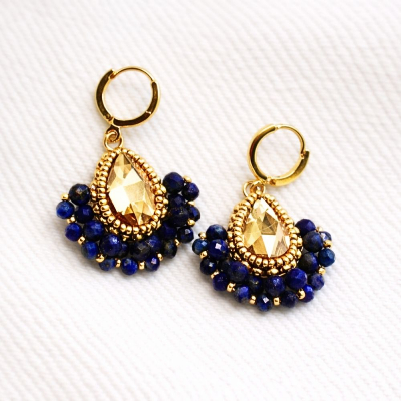 Boucles Charlotte en lapis lazuli – bijou artisanal bleu