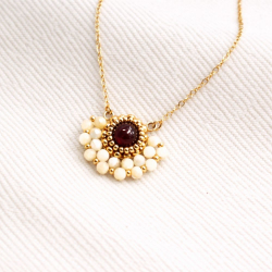 Détail broderie perles – création Colette s’apprête