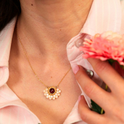 Collier Alice grenat et nacre – bijou artisanal français