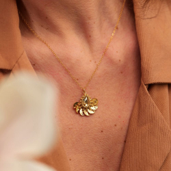 3.	Bijoux créateur faits main – broderie de perles et cristal autrichien, collier Alma.