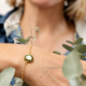 •	De petites perles de jade africain vert